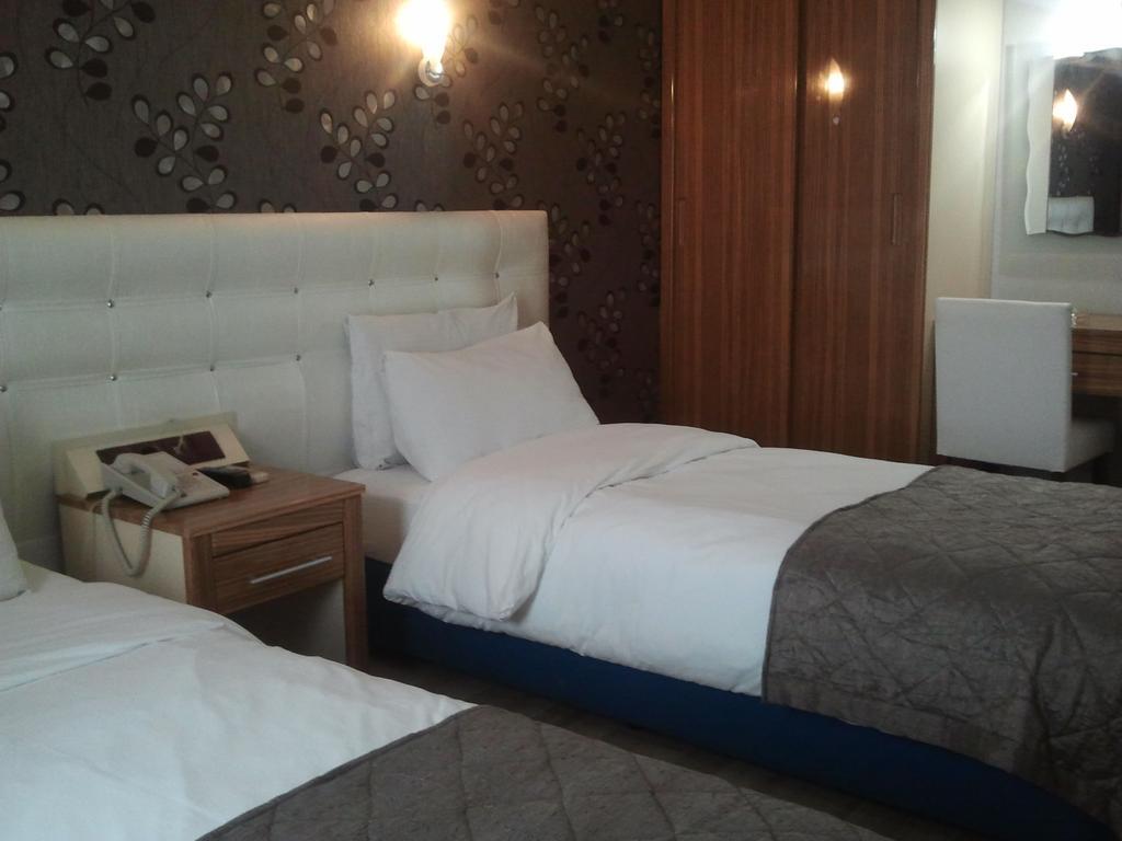 Hotel Kocaman Izmir Room photo