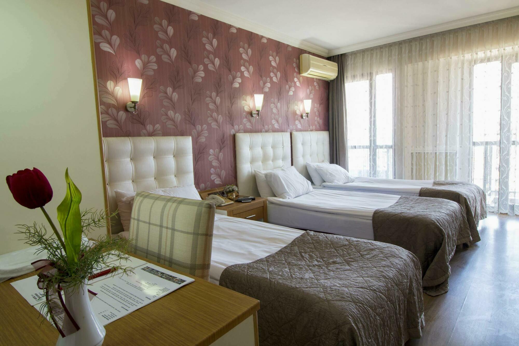 Hotel Kocaman Izmir Exterior photo